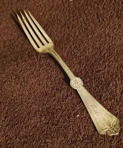 Vintage Antique Dinner Fork Silver Plated A18 Persian Pattern 7 1/4" Rogers Bros - Picture 1 of 3