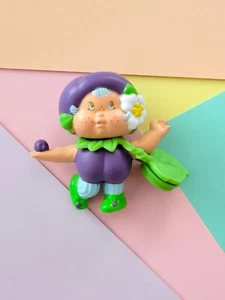 Muñeca personalizada Strawberry Shortcake ciruela pudín Berrykin Critter jardín de hadas - Imagen 1 de 6