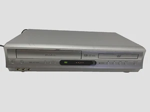 Toshiba DVD/VHS Video Cassette Combo Player Model #SD-VZ91 With Remote - Picture 1 of 3