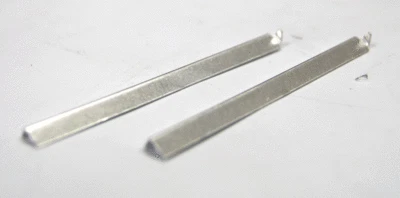 1993-2004 GM Headlight Plate Vents 2pcs New OEM 16514289 — 第 1/4 张图片