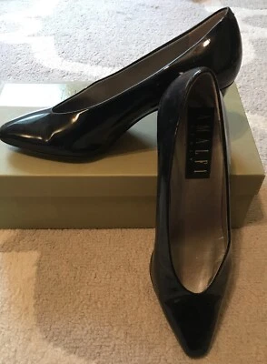 De colección Vania AMALFI Mujer 6B Clásico Negro Charol Gorra Puntera Foto 1 de 4