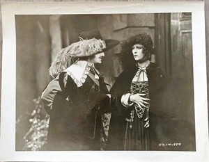 PHOTO D'EXPLOITATION ORIGINALE ARGENTIQUE/LES TROIS MOUSQUETAIRES/DIAMANT-BERGER - Imagen 1 de 1