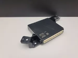 2013 LEXUS ES300H AC AMPLIFIER CONTROL MODULE 88650-33B50 - Picture 1 of 7