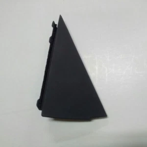 Genuine 838402L000 Delta Molding Rear RH For 2008 2011 Hyundai i30 - Picture 1 of 3