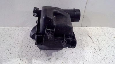 Conjunto de caja de filtro de aire Nissan Sentra 2013-2019 OEM 16500-3RC2A Foto 1 de 4