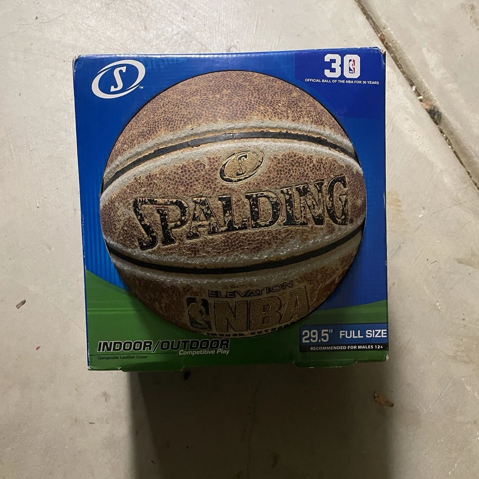 Baloncesto interior/exterior Spalding Elevation 29,5” - canal profundo - nuevo/usado Foto 1 de 4