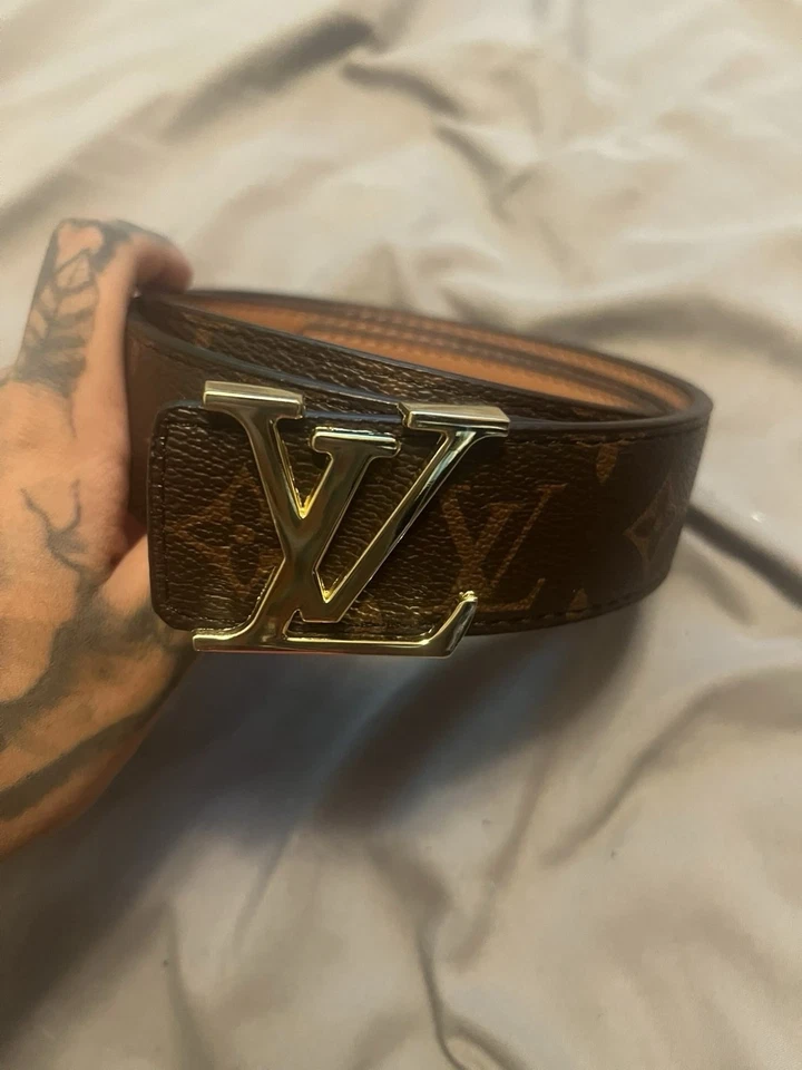 Cinturón de diseñador de lujo marrón y dorado con hebilla - talla 42/105 Foto 1 de 4