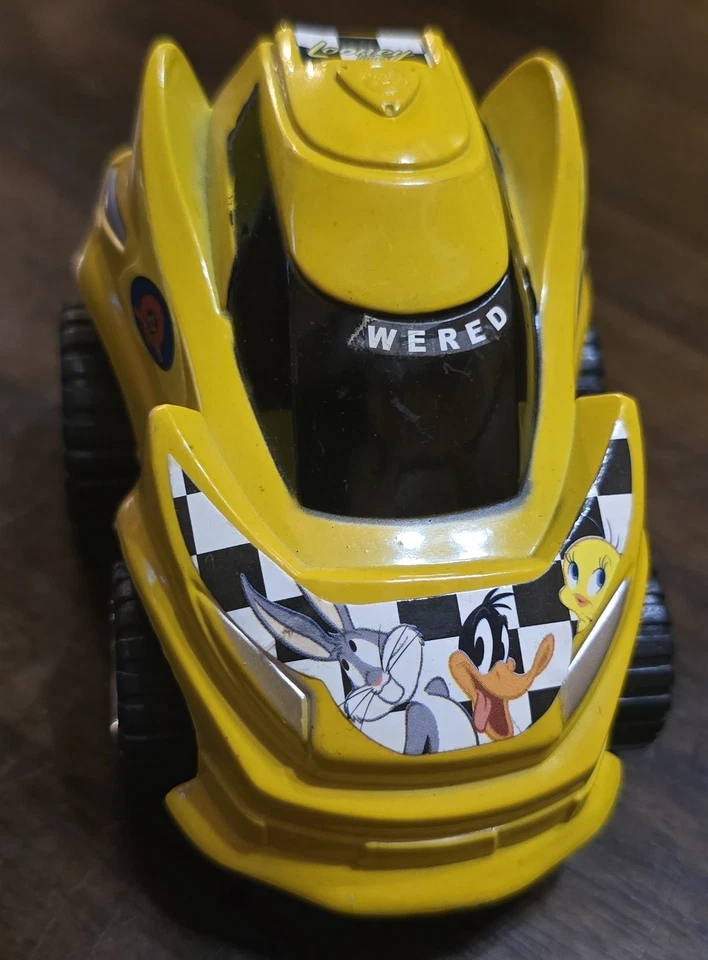 3½" Looney Tunes Tweety Bugs Bunny Daffy Duck Yellow Car Collectible Plastic Toy - Image 1 of 4