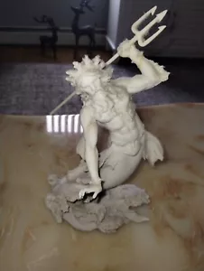 WHITE RESIN POSEIDON - GOD OF THE SEA, - Picture 1 of 8