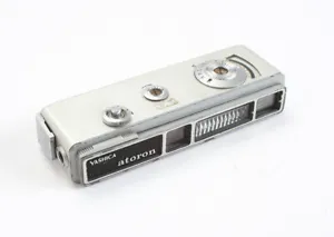 YASHICA ATORON CHROME, DEFECTIVE SHUTTER AND METER, AS-IS/199929 - Picture 1 of 2