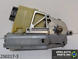 OEM 2002-2005 BMW 745Li 4.4L Power Sun Roof Motor Assembly - Picture 1 of 8