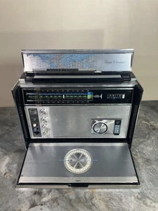 Zenith Royal 7000-1 Trans-Oceanic 11 Band Transistor Radio - Tested See Notes - Picture 1 of 18