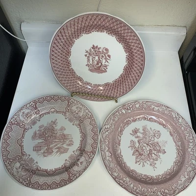 Spode Archive Collection  Victorian Portland Vase Seasons Byron Groups 3 Plates - Image 1 of 4