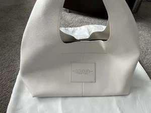 Authentic NEW MARC JACOBS white The sack bag - Picture 1 of 24