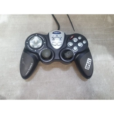 Saitek Rumble P2500 Analog Gaming Controller Black Wired USB Handheld Ergonomic - Image 1 of 4