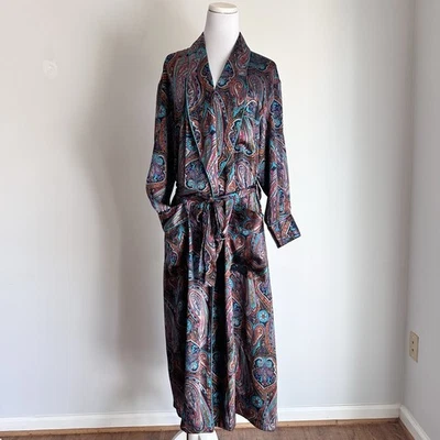 Bata larga vintage Victoria’s Secret colorida seda cachemira, talla única para mujer Foto 1 de 4