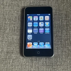 Apple iPod Touch 2nd Generation 16GB Apple - Picture 1 of 2