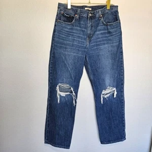 Levis | Low Pro Straight in Medium Wash Denim Distressed Jeans, Womens 32 - Picture 1 of 6