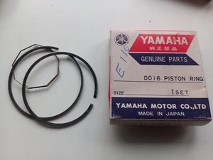 29L-11610-00 Yamaha KOLBENRING SET 0,40 RD250LC - Bild 1 von 2