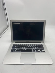 Apple MacBook Air 13" INIZIO 2015 Intel Core i5 5250U 1,6 GHz 4 GB RAM - senza HDD - Foto 1 di 6