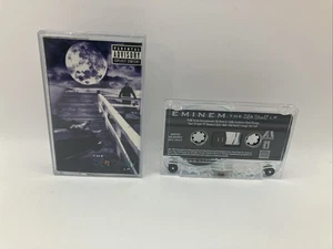 Eminem "The Slim Shady LP" (1999) Cassette Tape Tested Rap Hip-Hop - Picture 1 of 2