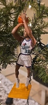 Detroit Pistons Grant Hill 1996 alineación inicial adorno de Navidad Foto 1 de 3