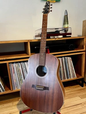 Seagull S6 Mahogany Deluxe SG A/E electro acoustic with hard case (collect only) - Image 1 of 4