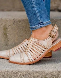 $220 BED STU KENNYA SANDALS IN WHITE ANTIQUE WASH SZ 8 - Picture 1 of 4