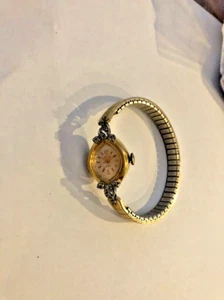 VINTAGE HILTON INCABLOCK SWISS 17 JEWEL LADIES WATCH WITH DIAMONDS # 2 - Picture 1 of 5