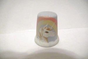 THIMBLE HANDPAINTED LIGHT BLUE BISQUE UNICORN AND A RAINBOW - Picture 1 of 5