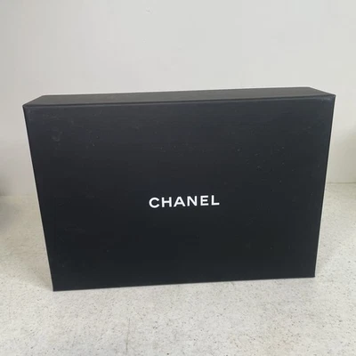 Auténtica caja de regalo negra vacía Chanel de 10” x 7” x 2,5” solo caja Foto 1 de 4