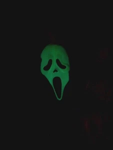 Máscara facial Scream Ghost de colección MK Pascua diversión ilimitada mundo brilla en la oscuridad🎃 - Imagen 1 de 10