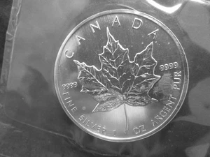 Silbermünze 999er - Canada 5 $ 1992 (1 OZ) "Maple Leaf" prägefr. in Folie GS9980 - Picture 1 of 2