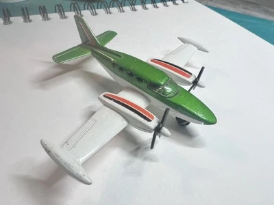 Vintage Green Matchbox 1974 Cessna 402 Lesney Prod. & Co. S.B.8 Made In England - Image 1 of 4