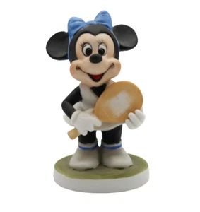 Vintage Walt Disney Productions Minnie Mouse ceramic tennis player figurine - Picture 1 of 7