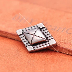 30X 25*17mm Metal Diamante Tallado Bota Billetera Remache Tachuela Cuero Artesanía Cinturón Concho - Imagen 1 de 10