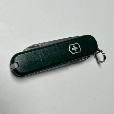 Swiss Army Knife Victorinox 58mm Classic SD Pocket Knife Green FREE SHIPPING - Image 1 of 4