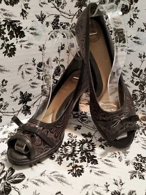 Tacones para mujer Nurture Sadee 7 M de cuero negro punta abierta Foto 1 de 4