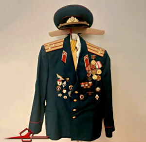 USSR CCCP RUSSIAN SOVIET, MILITARY UNIFORM, RED ARMY COLONEL (ПОЛКОВНИК) OFFICER