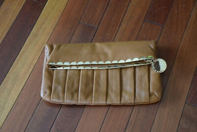 Bolso sin asas plegable de cuero genuino marrón camel GIANNI BINI herrajes dorados Foto 1 de 4
