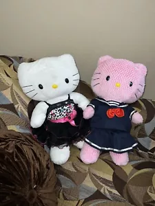 Costruisci Un Orso Hello Kitty Lotto Abiti Inclusi Peluche Peluche Peluche - Foto 1 di 6