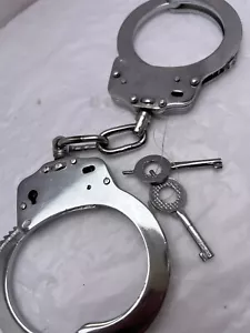 Maximun serurity Model Handcuffs Standard Size Nickel Double Locking - Picture 1 of 5