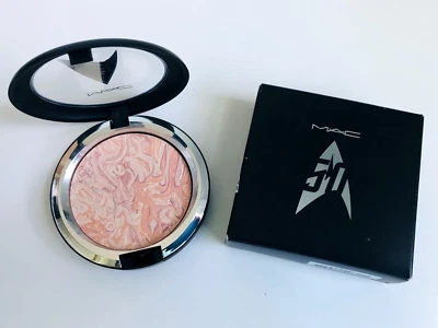 NIB MAC STAR TREK Trip of the Light Fantastic Powder in LUNA LUSTER 6.5g/.22oz - Image 1 of 4
