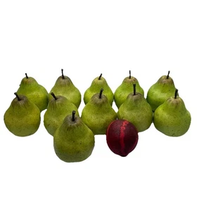 Menge 12 Kunstfrüchte 11 grüne Birnen und 1 roter Apfel realistisches dekoratives Display - Bild 1 von 19