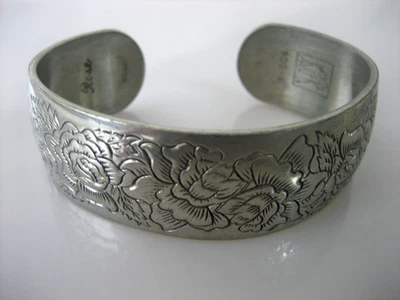 Vintage Signed Kirk Pewter Etched Rose Cuff Wide Bracelet 900-8 - Image 1 of 4