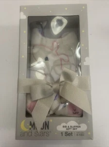 Moon and Stars Bib & Slipper Pink Lamb Sheep Gift Set 0-12 Months - Picture 1 of 4