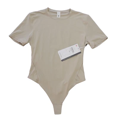 Nuevo Body Lululemon Talla M Maravilloso Cuello Redondo Manga Corta Corte Tanga MOVT Foto 1 de 4