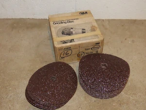 3M Coated Abrasive Sanding Discs, 16 Grit, Type D 25 Discs 7" x 7/8" 01835 - Bild 1 von 5