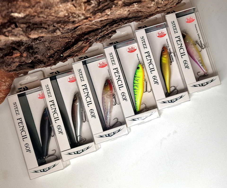 Daiwa Steez Pencil 60F Stickbait 6cm 4,2g 6 Farben Topwater Barsch Hecht Rapfen - Bild 1 von 1