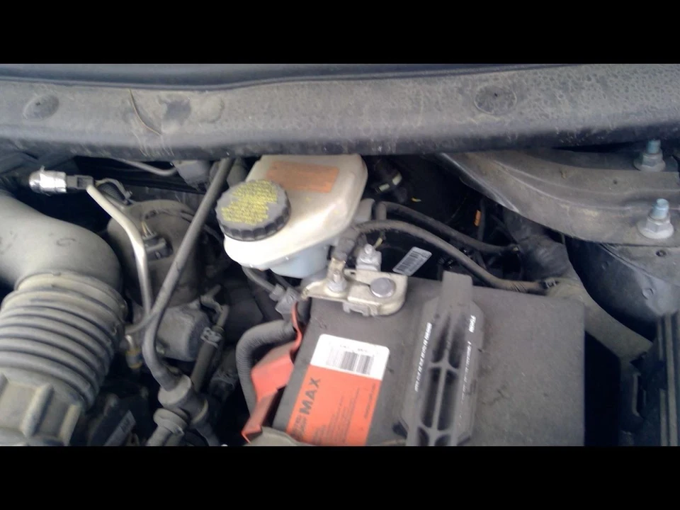 Cilindro maestro de freno compatible con 13-19 EXPLORER 5010321 Foto 1 de 1